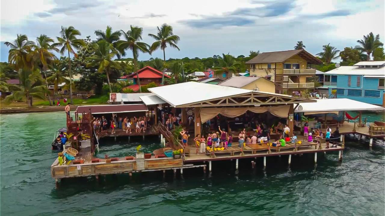 Aqua Lounge Hostel Bocas del Toro Buitenkant foto